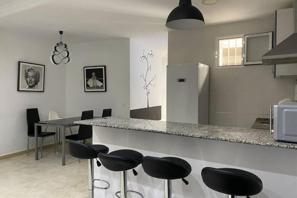 Apartamentos Manrique Jerez de la Frontera Extérieur photo